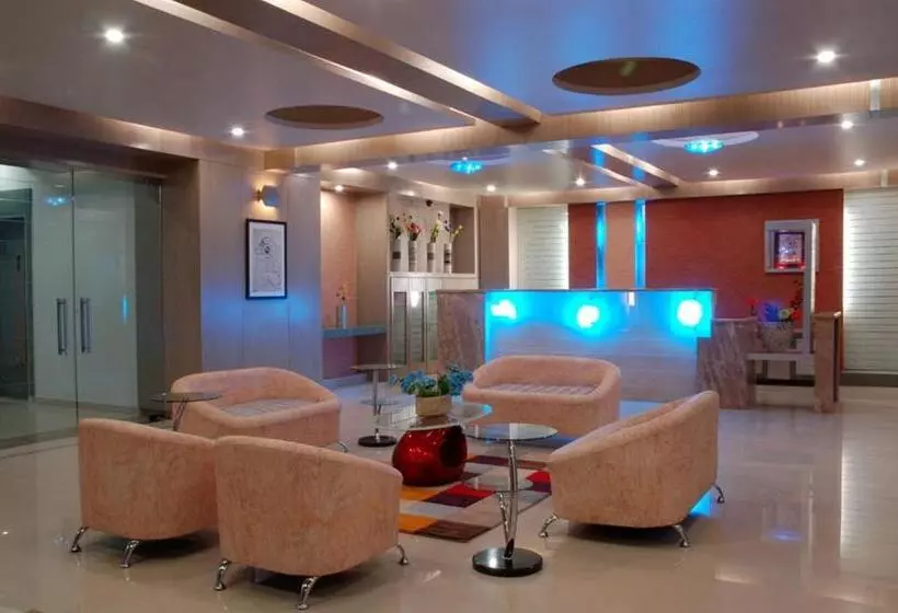 ホテル Treebo Paradise