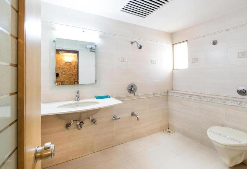 Hotelli Treebo Paradise