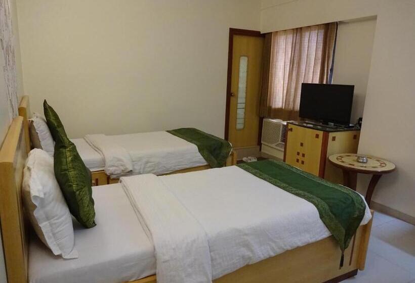 Hotelli Treebo Paradise