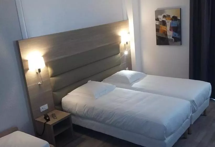 هتل Yes Hôtel