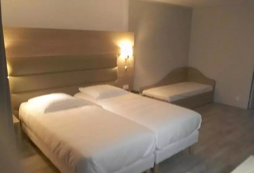 هتل Yes Hôtel