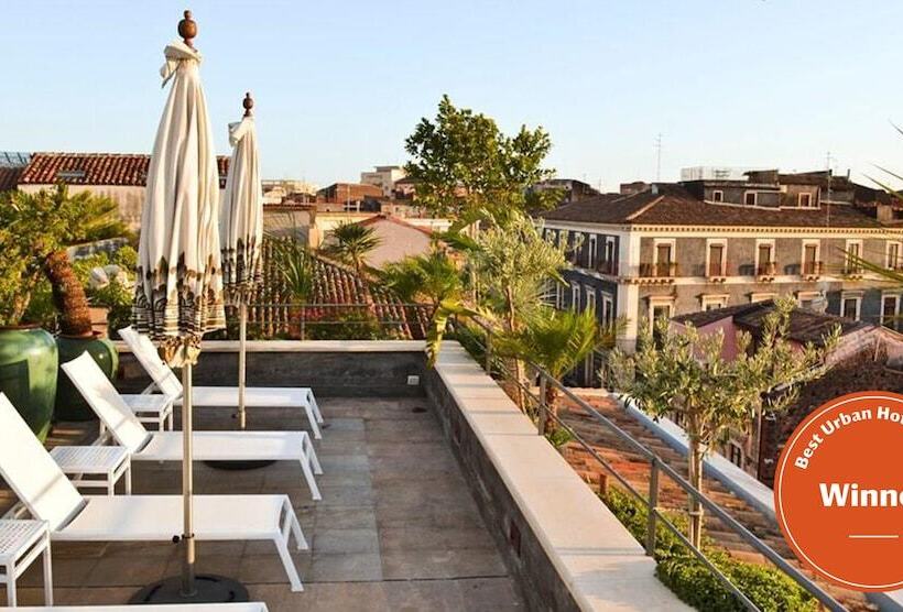 هتل Asmundo Di Gisira