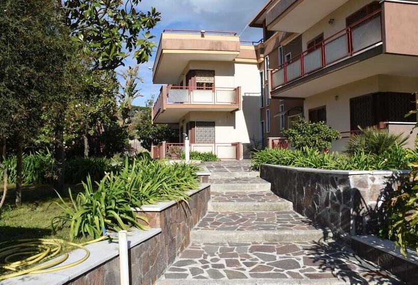 هتل B&b La Ginestra