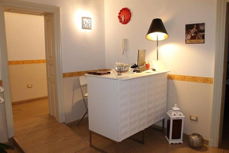 هتل B&b The Queens