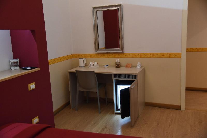 هتل B&b The Queens