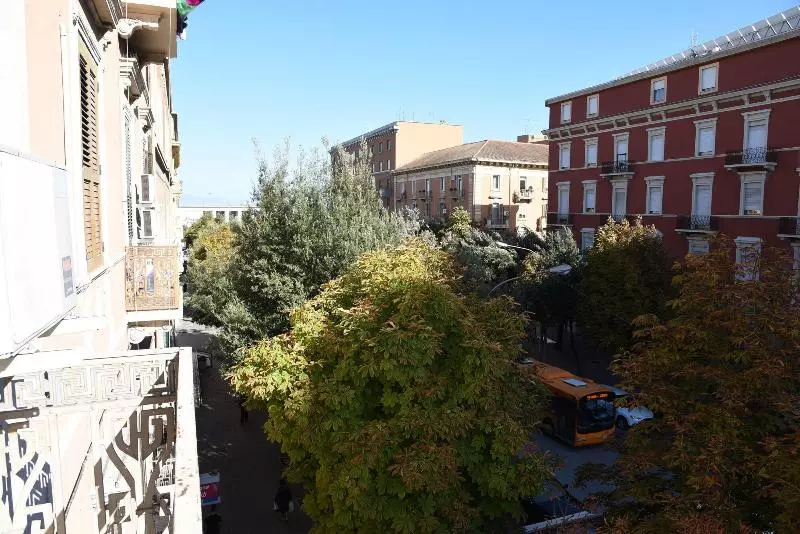 هتل B&b The Queens