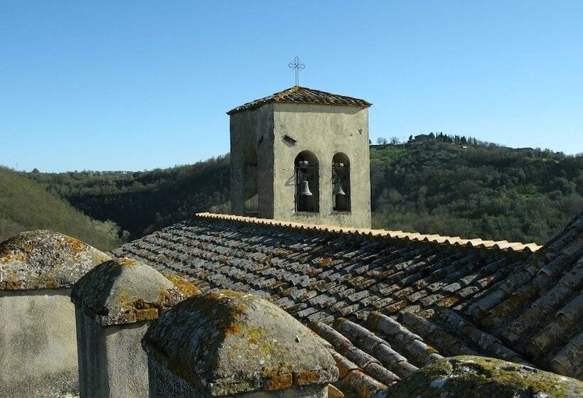 هتل Castello Costaguti