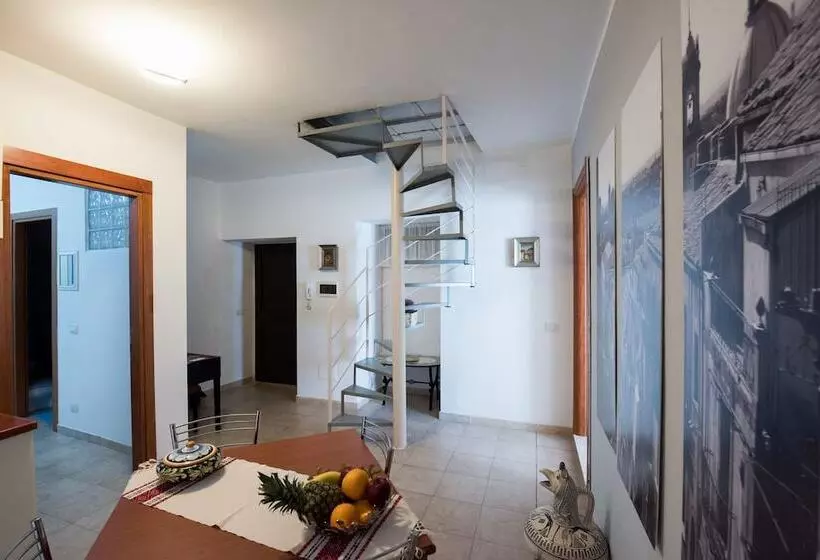 Hotelli La Rosa Antica