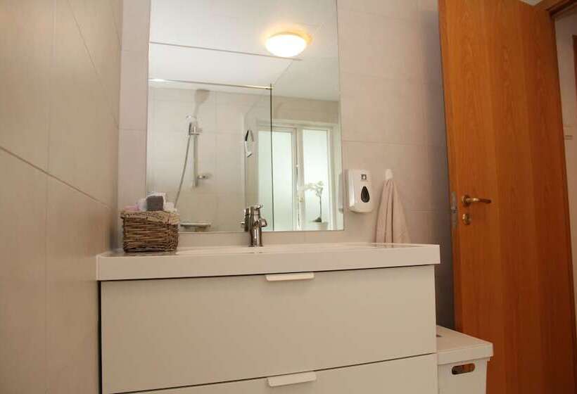 هتل Olga Guesthouse