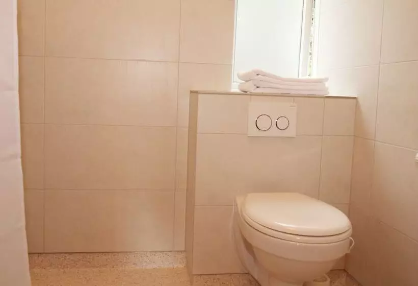 هتل Olga Guesthouse