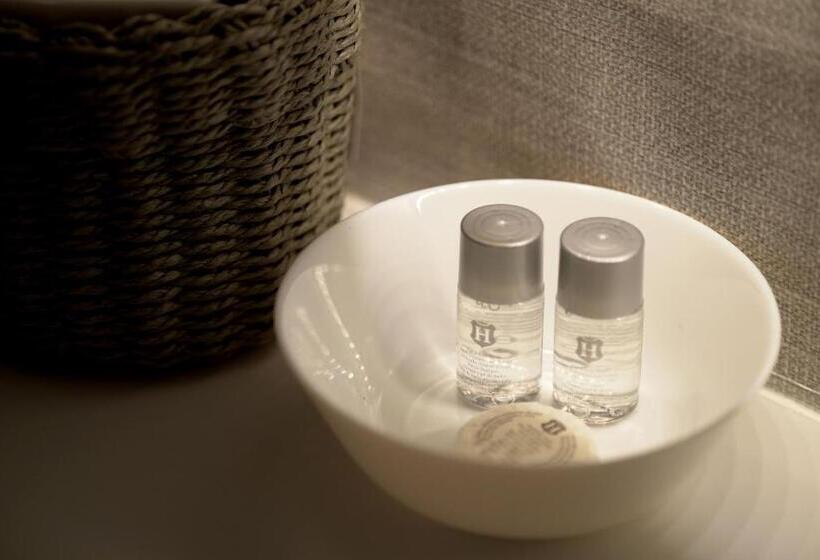 هتل Olympic Charme