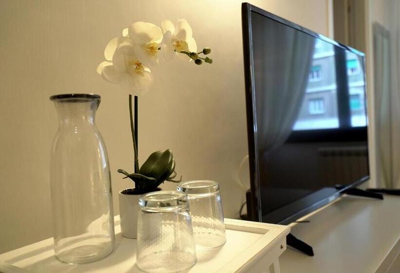 هتل Olympic Charme