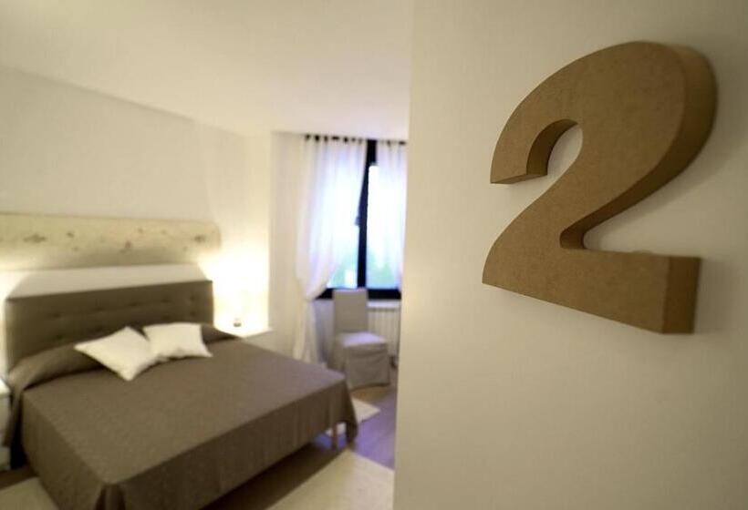 هتل Olympic Charme