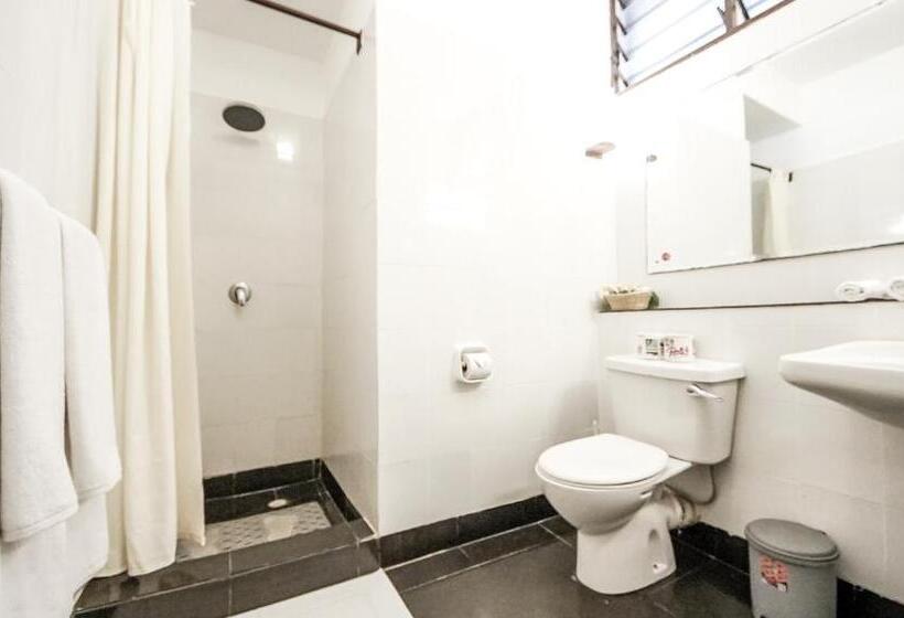 هتل Papillon Lagoon Reef