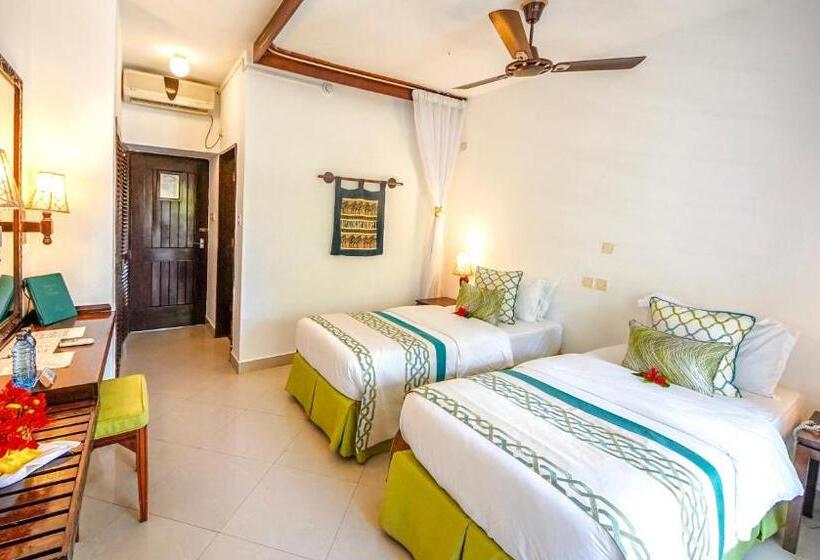 هتل Papillon Lagoon Reef