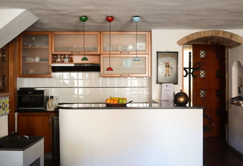 Отель Relais Del Porto  Affitta Camere