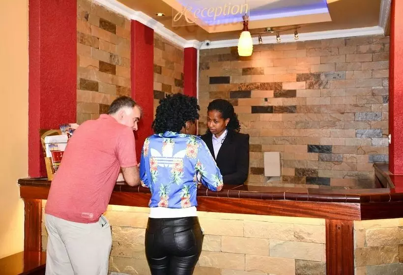 هتل Seasons Airport