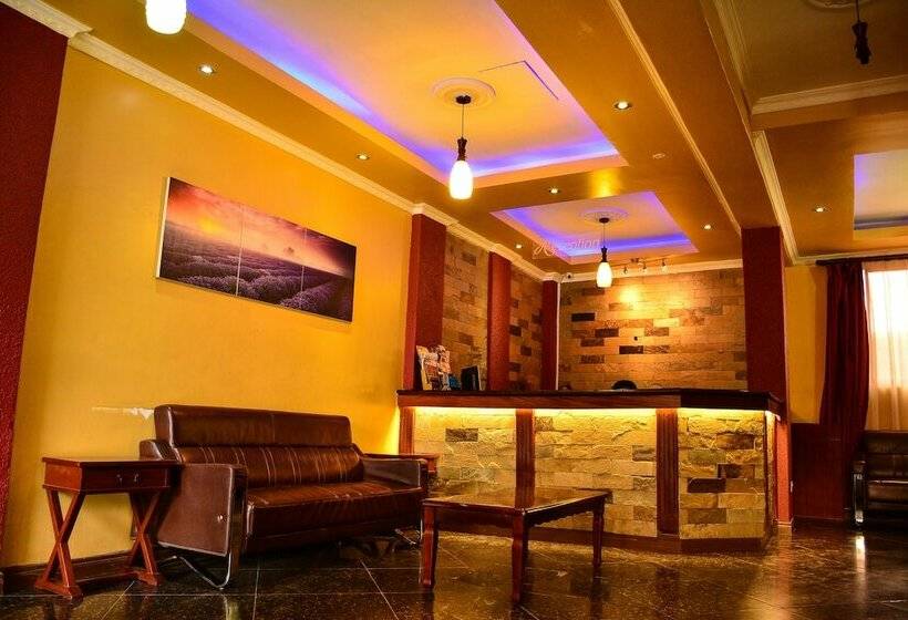 هتل Seasons Airport