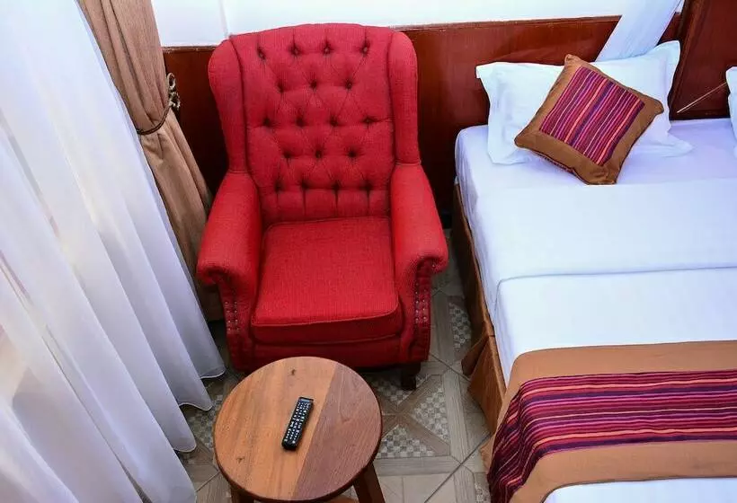 هتل Seasons Airport