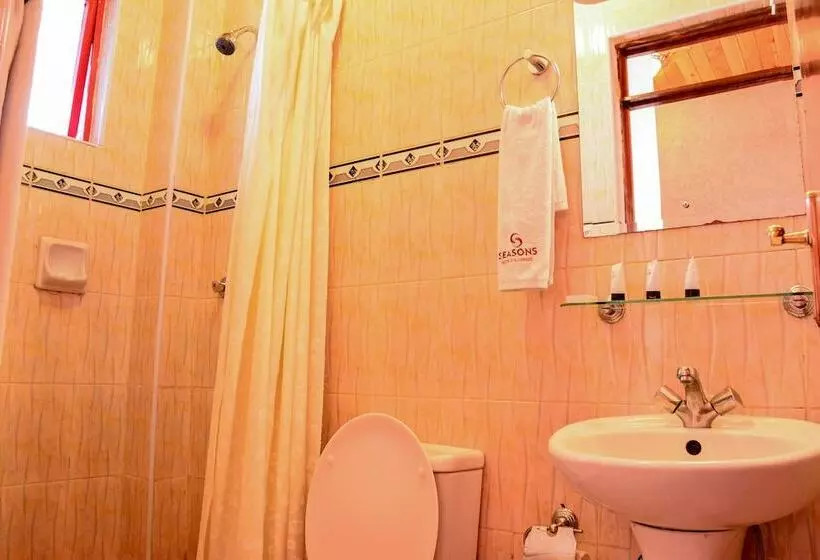 هتل Seasons Airport