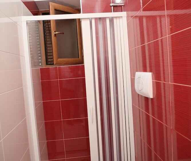 酒店 Titus & Caius B&b