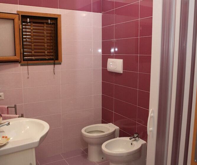 酒店 Titus & Caius B&b