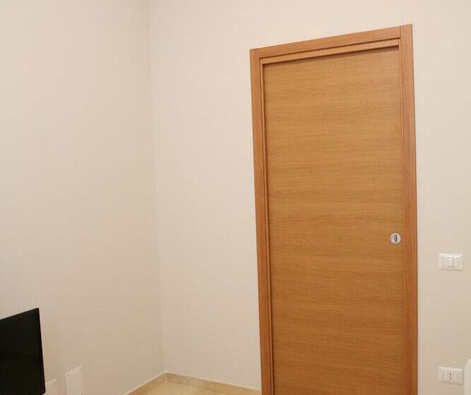 酒店 Titus & Caius B&b