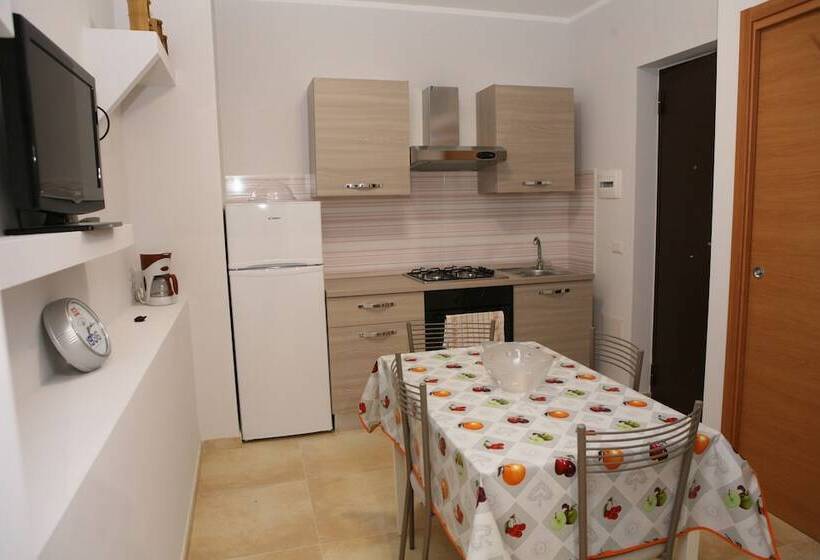 酒店 Titus & Caius B&b