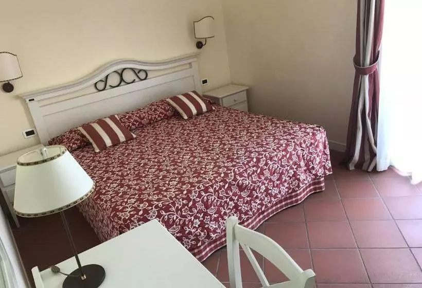 ホテル Villa Rosella Resort
