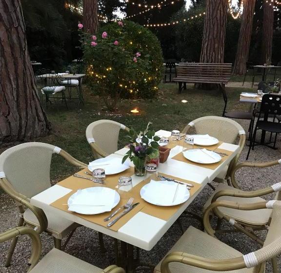 בית מלון כפרי Villa Rosella Resort