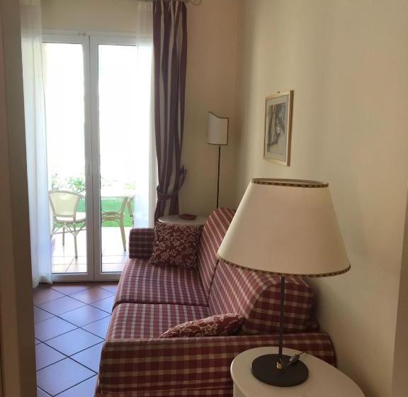 בית מלון כפרי Villa Rosella Resort