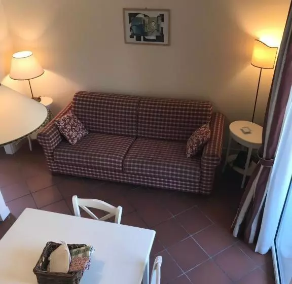 ホテル Villa Rosella Resort