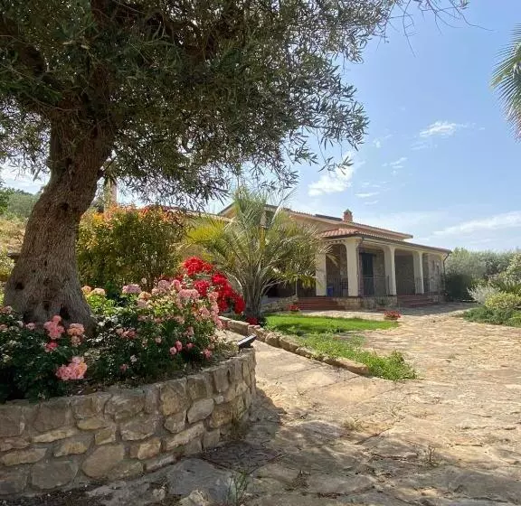 ホテル Villa Russo