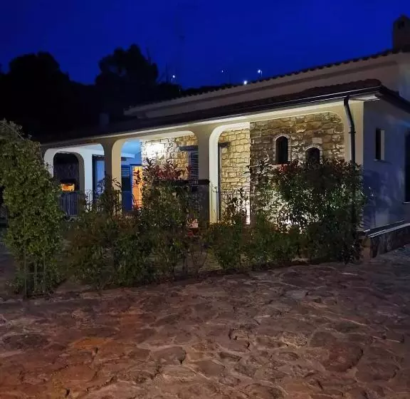 ホテル Villa Russo