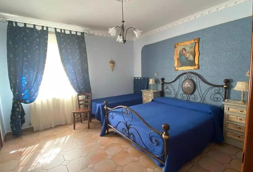 ホテル Villa Russo