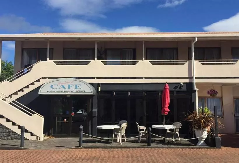Boulevard Motel