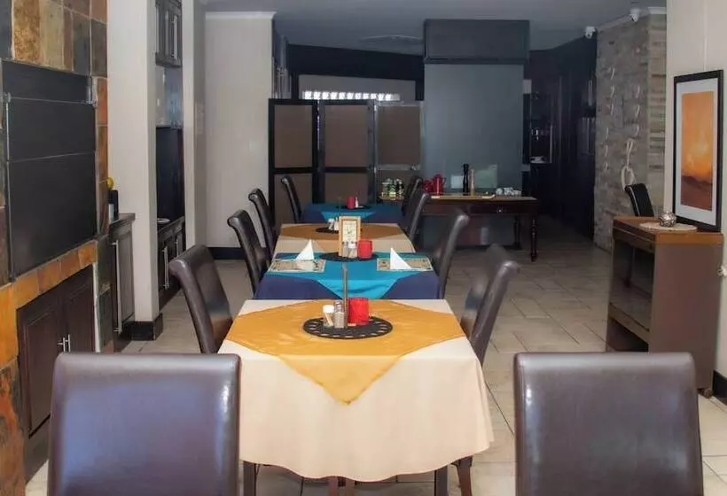 هتل Amjicaja Guesthouse, Tours & Rentals