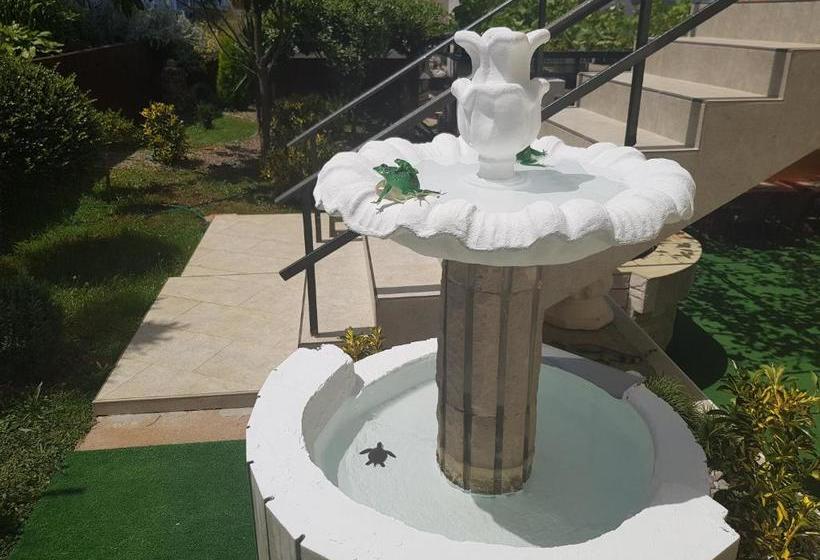 هتل Apartments Sandra