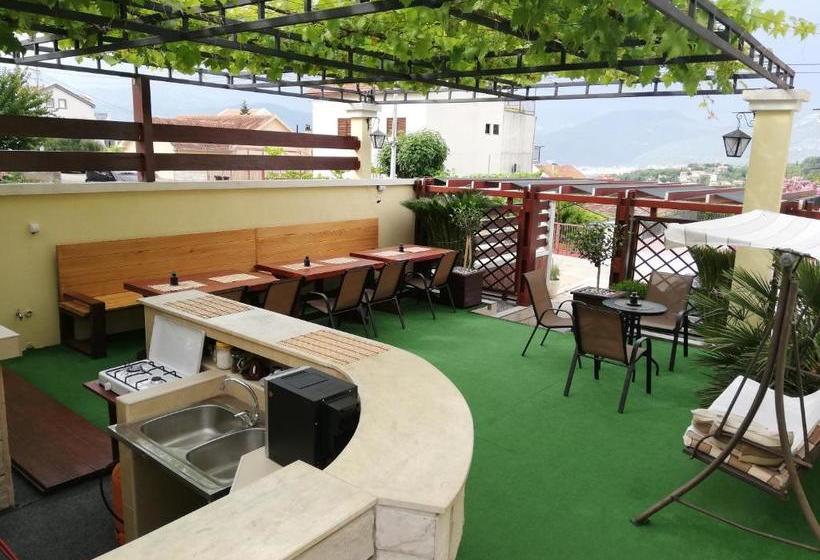 هتل Apartments Sandra