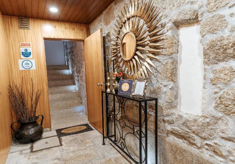 هتل Authentic Porto Apartments