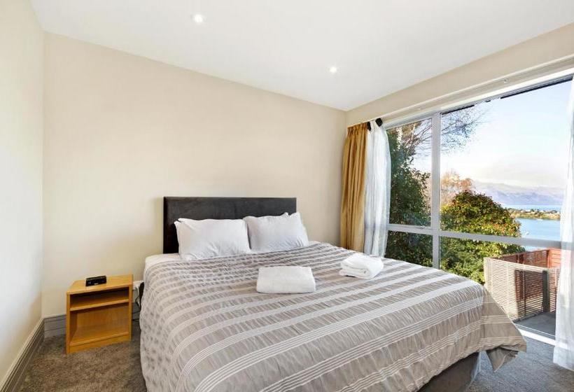 Отель Grand views on Earnslaw