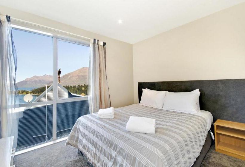 Отель Grand views on Earnslaw