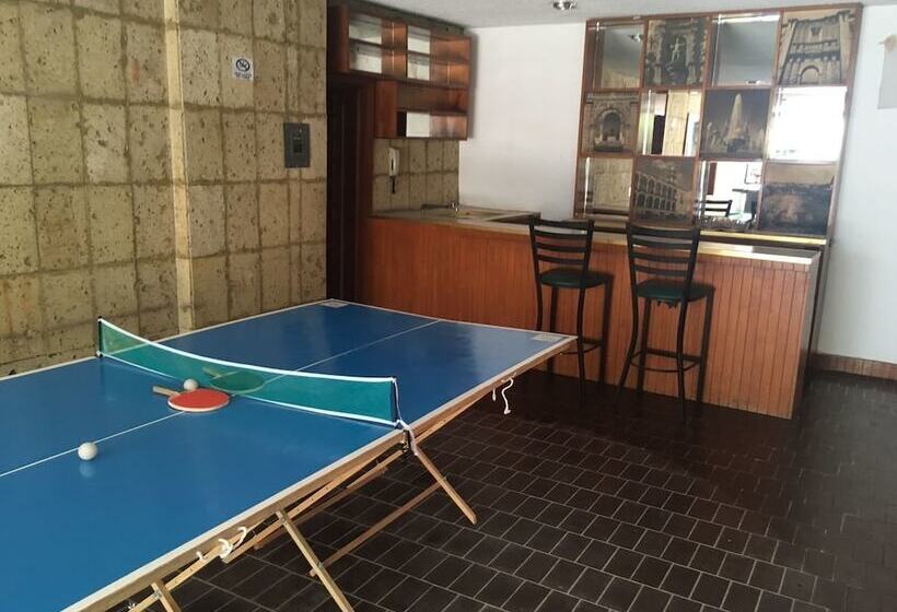 Отель Hakal Housing Hostel Guadalajara