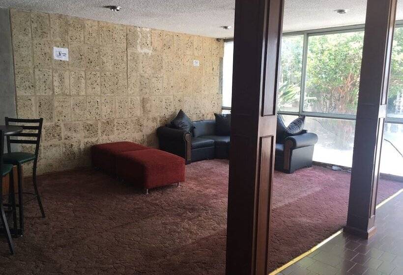 Отель Hakal Housing Hostel Guadalajara