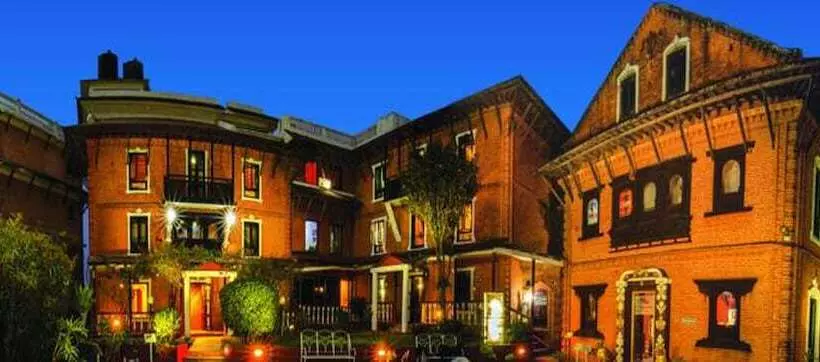 هتل Himalayan Horizon