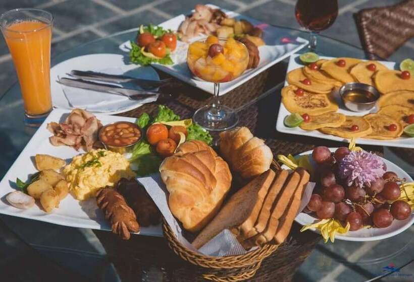 Hotel Himalayan Horizon