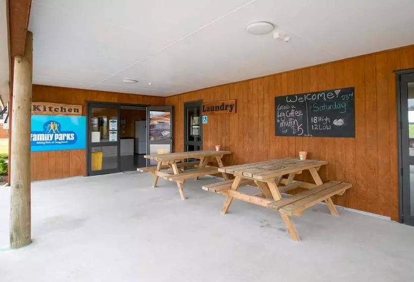 Hotelli Hokitika Holiday Park