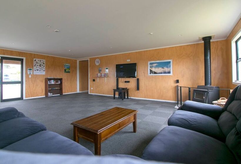 فندق Hokitika Holiday Park