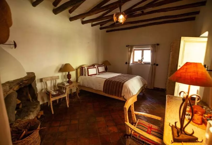 هتل Las Casitas Del Arco Iris