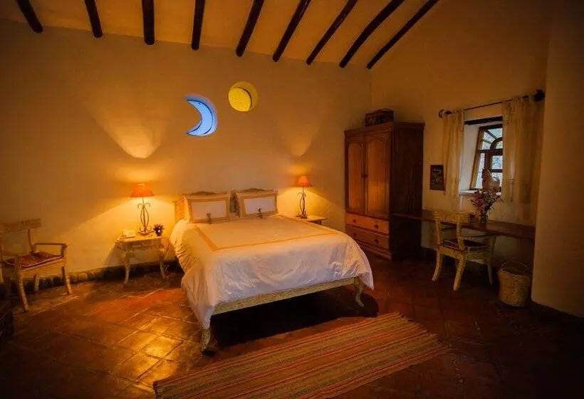 هتل Las Casitas Del Arco Iris